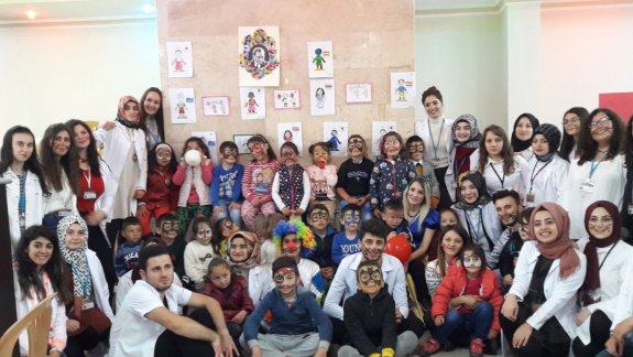 Şehit Fatih Kaplan Anaokulumuz Giresun Üniversitesi Okul Öncesi Öğretmenliği Bölümü Öğrencileri ile Birlikte