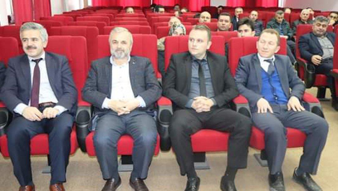 Ordu Büyükşehir Belediyesi, Çevre ve Şehircilik İl Müdürlüğü, Belediye Başkanı Yener Yalçınkaya´nın da Katılımları ile İlçemizde "Sıfır Atık" Konulu Konferans Gerçekleştirdi