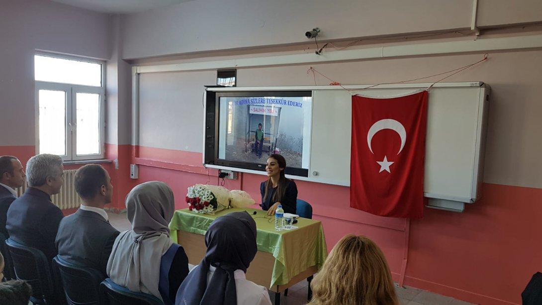 İlçe Kaymakamımız Sayın Nursel Özdemir Kariyer Günleri Kapsamında Şehit Ahmet Yaşar Anadolu Lisesi Öğrencileri ile Bir Araya Geldi