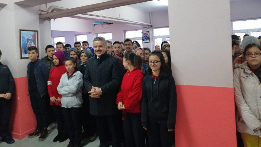 İlçe Milli Eğitim Müdürlerimiz Şehit Ahmet Yaşar Anadolu Lisesi Sabah Törenine Katıldı