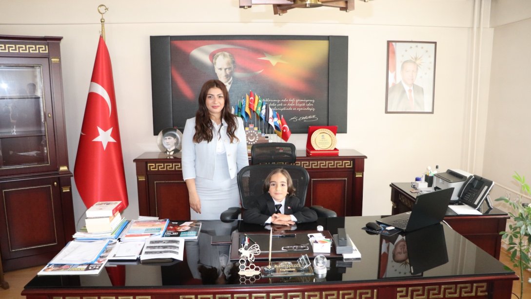 23 Nisan Ulusal Egemenlik ve Çocuk Bayramında Temsili Koltuk Devir Teslim Töreni Gerçekleştirildi