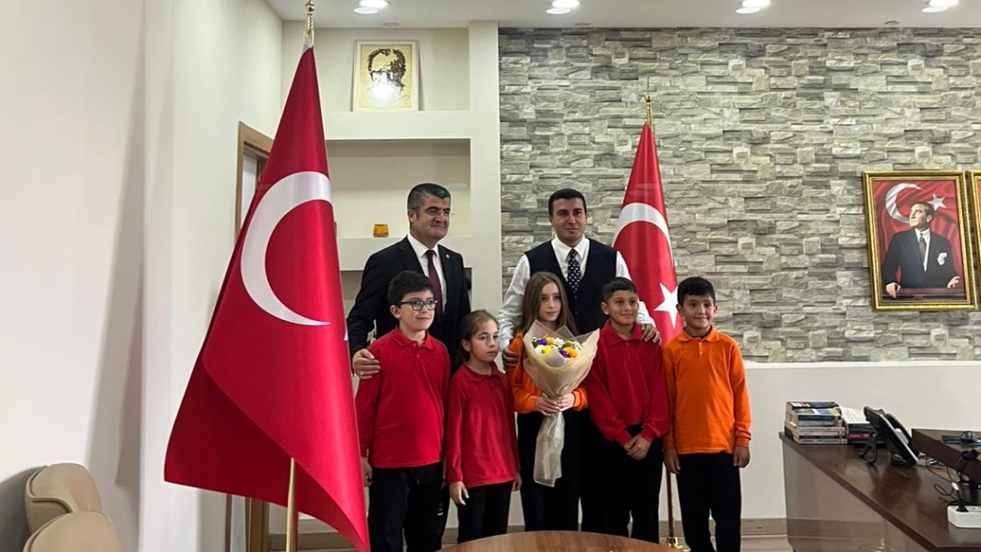 İlköğretim Haftası Kapsamında Kaymakamlığımız Ziyaret Edildi